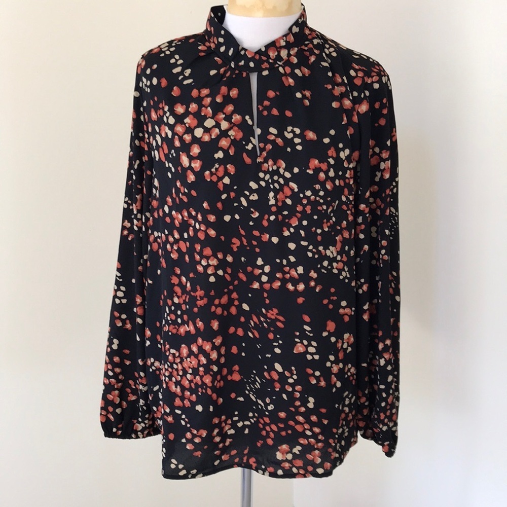 New! Tres Jolie large black combo long sleeve high neck blouse.